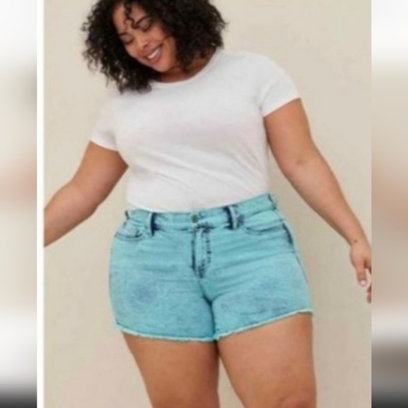 Torrid jean shorts teal blue acid wash  Size 16, NWT - Picture 10 of 11